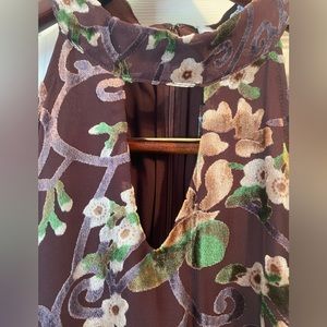 Carolina Belle velvet floral design shift dress.